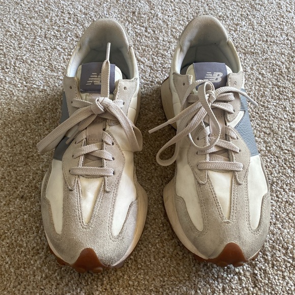 New Balance 327 Sneakers W9.5/M8 in Moonbeam & Grey - Picture 4 of 16